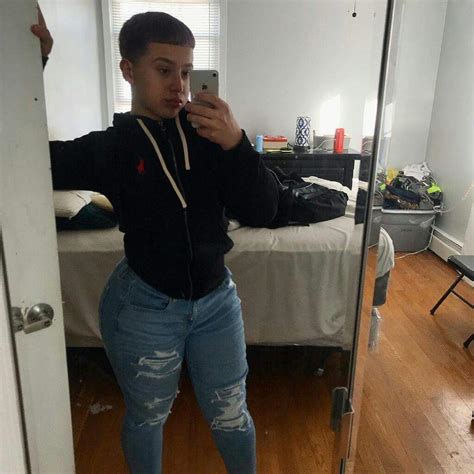 timmythick|@timmythicker .